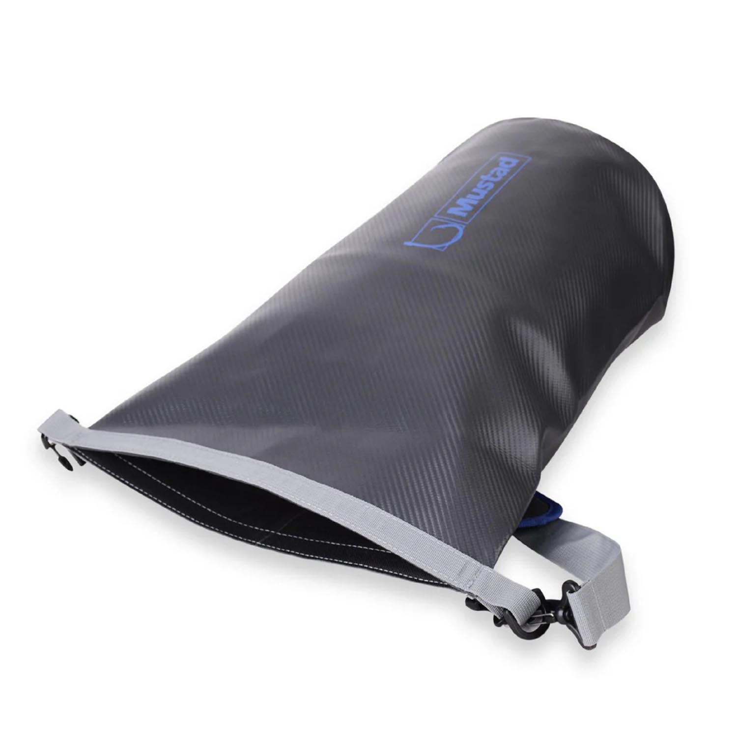 MB011 MUSTAD TORBA Dry Bag 20L Tarpaulin Pvc