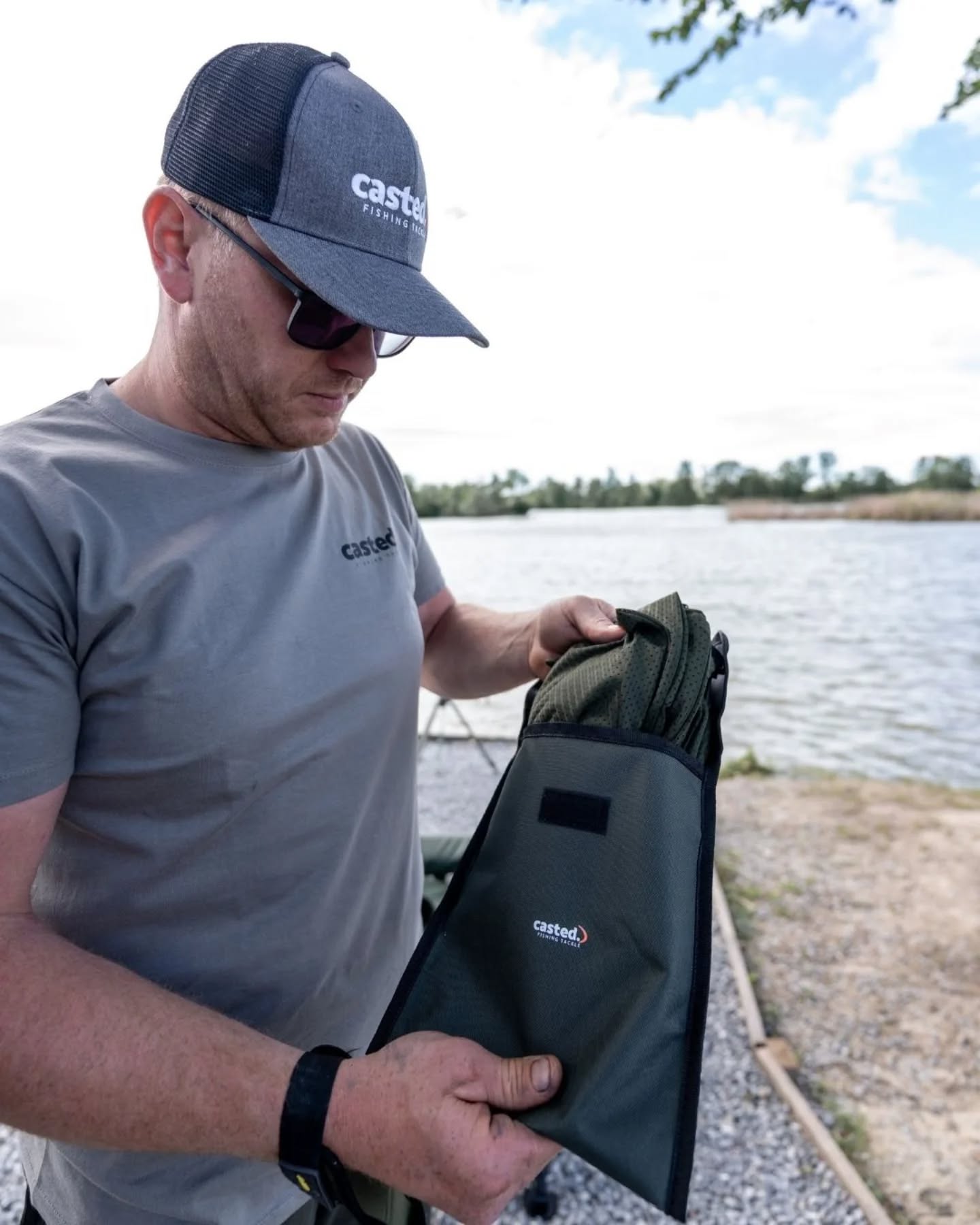 CAS 021 120*80 CASTED CARP SACK BIG, Zipper, 3m rope, 120*80CM