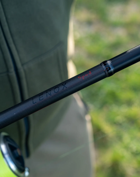 CAS 1181 Casted štap LENOX Carp 12’0'' 3.5lb 2sec 40T Toray